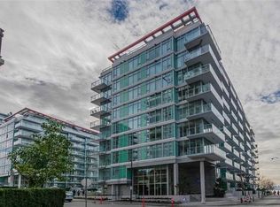 175 Victory Ship Way #401, North Vancouver, BC V7L 0G1