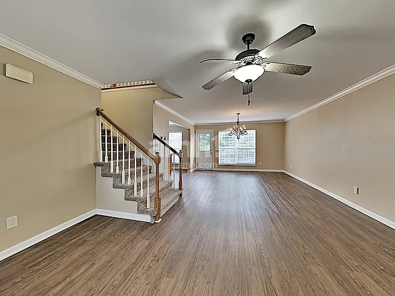 4301 Aylesbury Dr — Photo 6