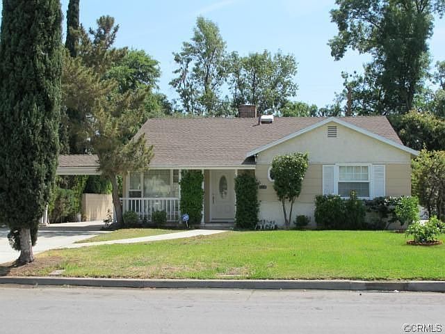 1st image of 38 W Forest Ave