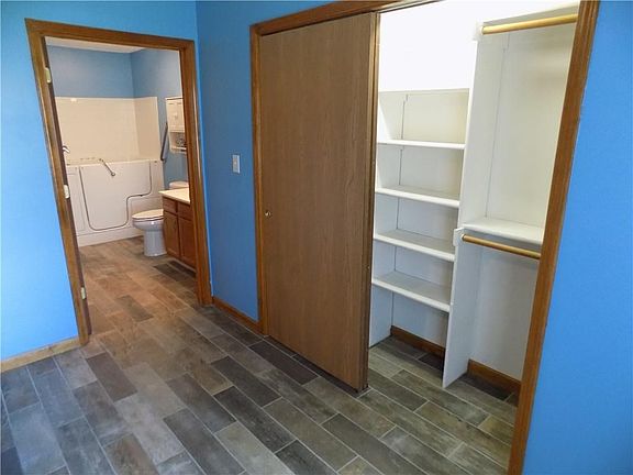 4th image of 5522 Gateridge Ln