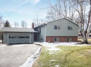 3351 Harmony Cir, Burnsville, MN 55337