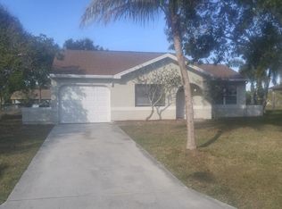 2231 SE Rainier Rd, Port Saint Lucie, FL 34952