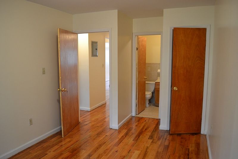 2nd image of 668 Macdonough St #1
