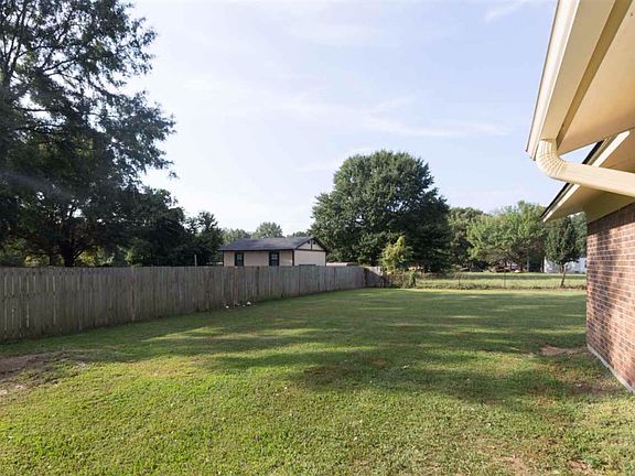 2nd image of 6106 Pebble Brook Dr