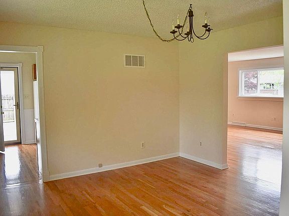4th image of 1477 Nylund Dr