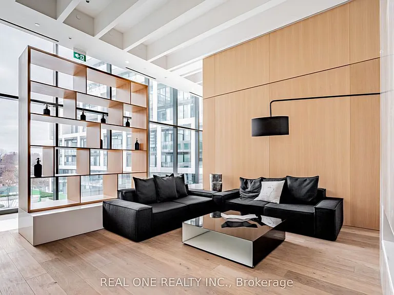 5 Soudan Ave #1619 — Photo 3