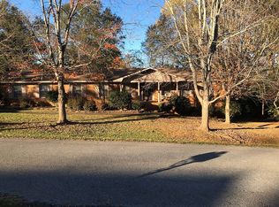 311 Seminole Dr, Anniston, AL 36206
