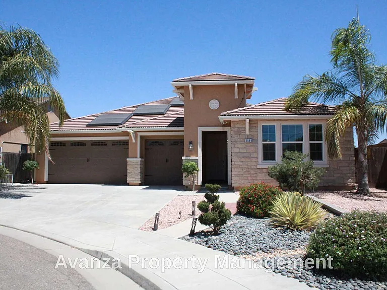 3599 Corazon Ave — Photo 2