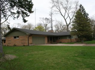 1941 Commonwealth Rd, Benton Harbor, MI 49022