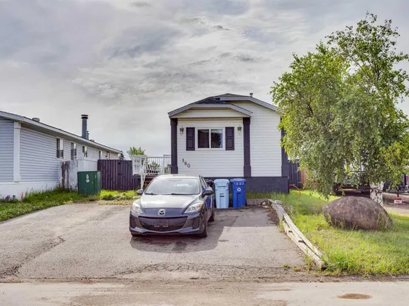 180 NW Cokerill Cres, Wood Buffalo, AB T9K 2J2