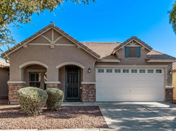 1137 S PHEASANT Drive, Gilbert, AZ 85296
