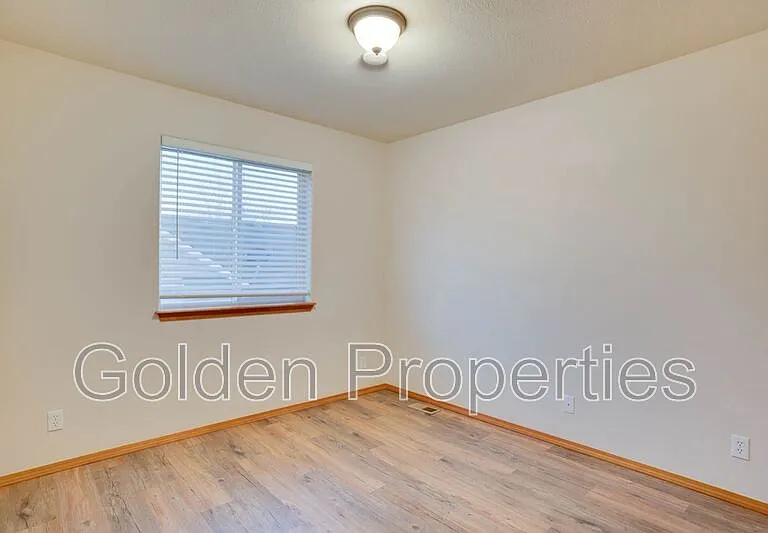 7488 N Courcelles Pkwy — Photo 9