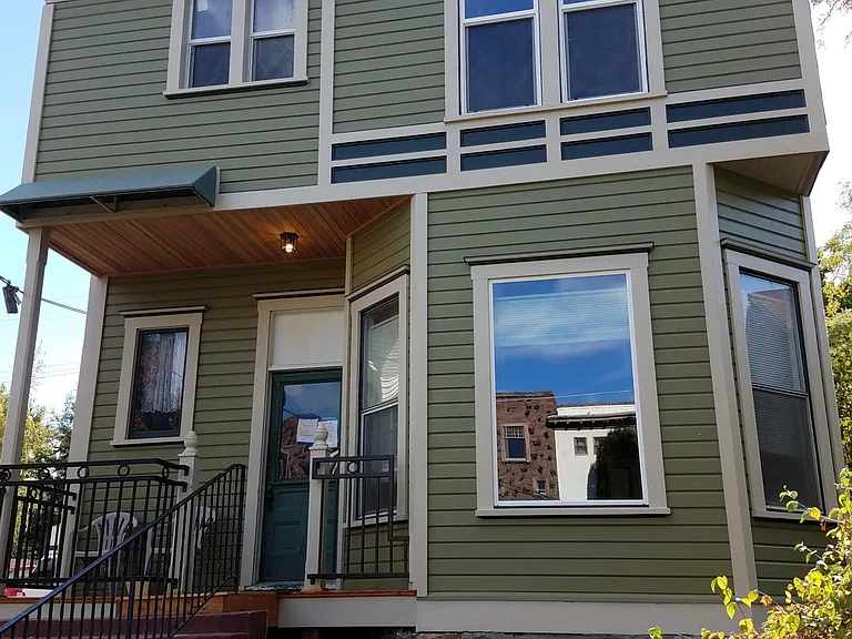 1819 W 1st Ave #4 — Photo 1