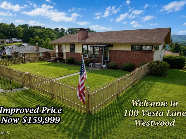 100 Vesta Ln, Johnstown, PA 15905
