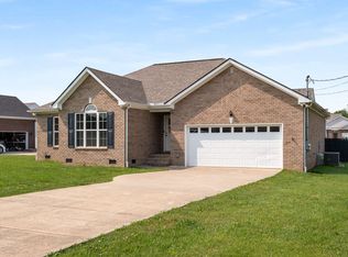 312 Sunny Side Dr, Chapel Hill, TN 37034