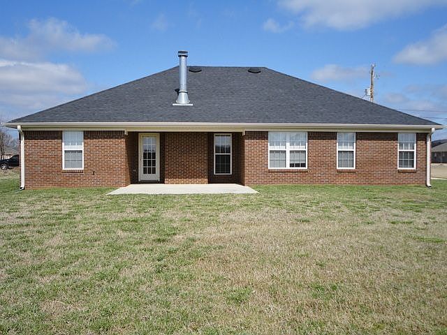 2nd image of 310 Smokey Hills Ct