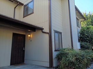 49400 River Park Rd APT 34, Oakhurst, CA 93644