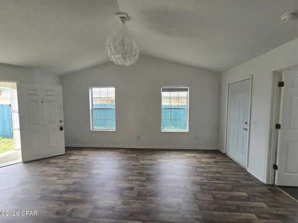 5408 Pinetree Ave, Panama City Beach, FL 32408