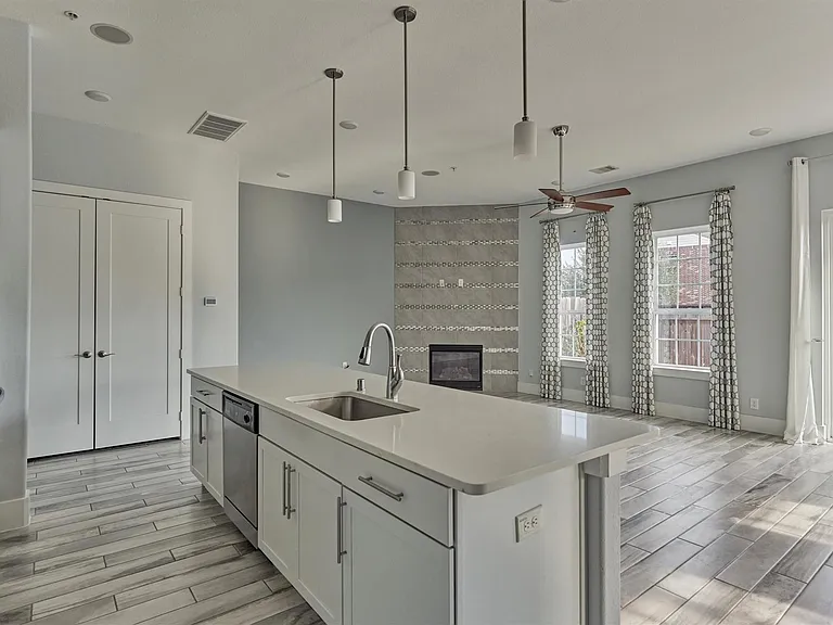 2113 Solstice Blvd — Photo 25