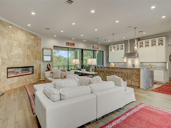 4th image of 14223 Indian Wells Dr