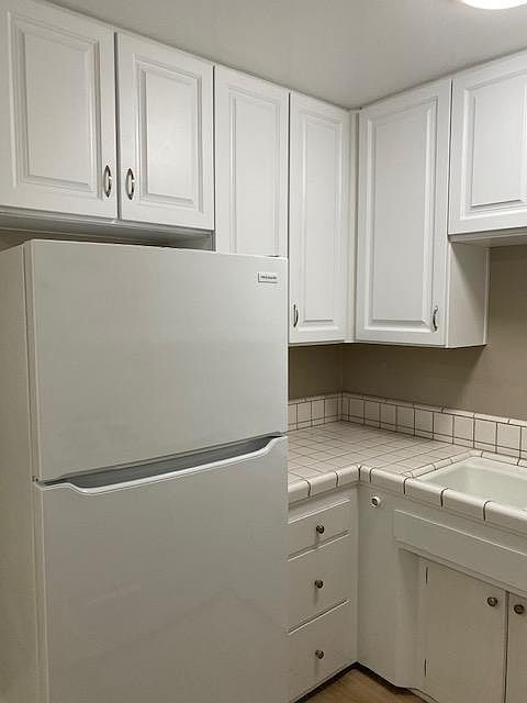 1st image of 2-1609 Electric Ave #2