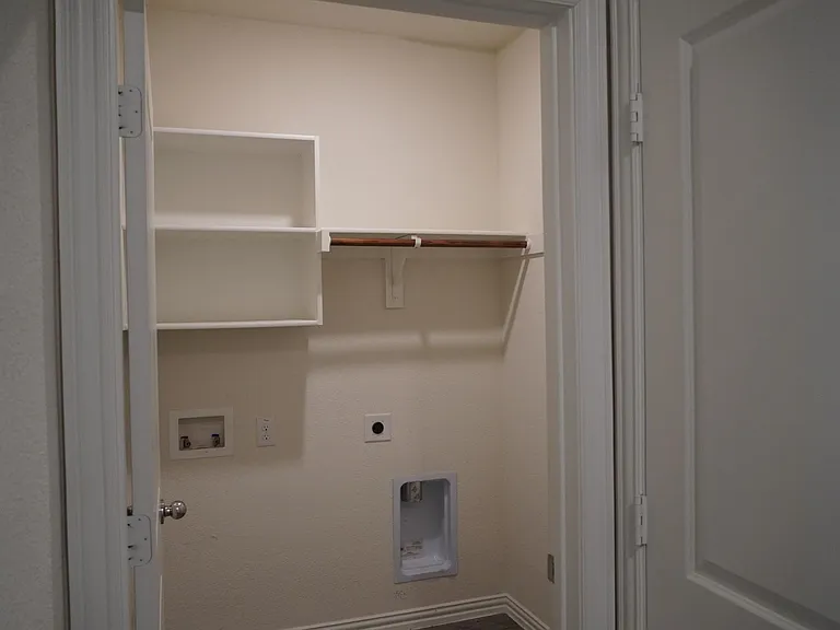 423 Pepperbark Ave — Photo 22