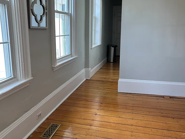 6 Salem Street Ave — Photo 9