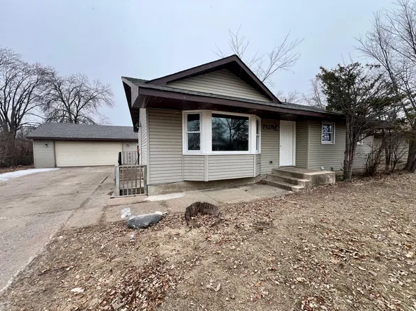 7125 Kyle Ave N, Brooklyn Center, MN 55429