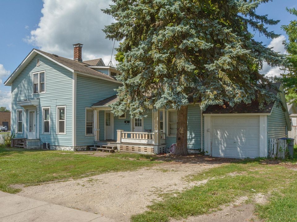 300 East West st (1)