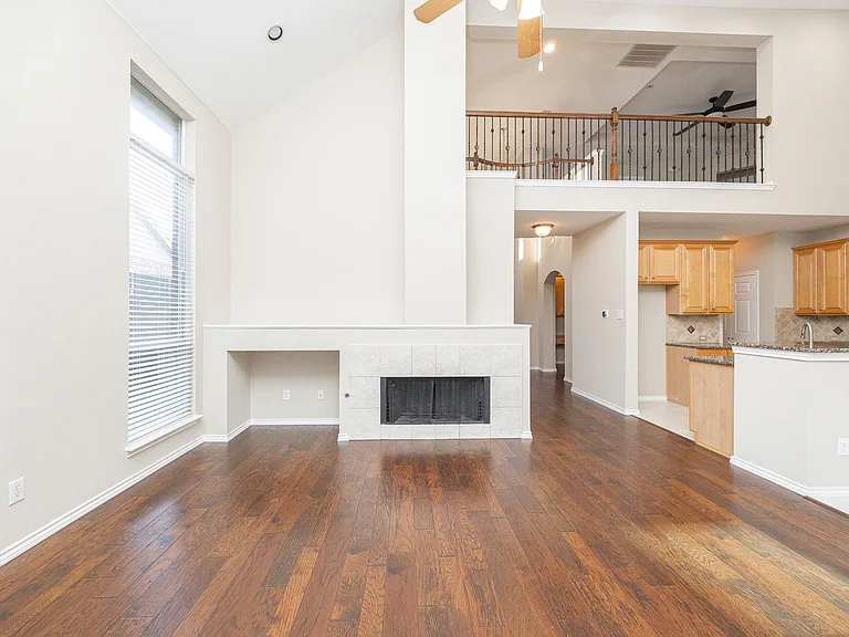 2404 Heather Glen Dr — Photo 19