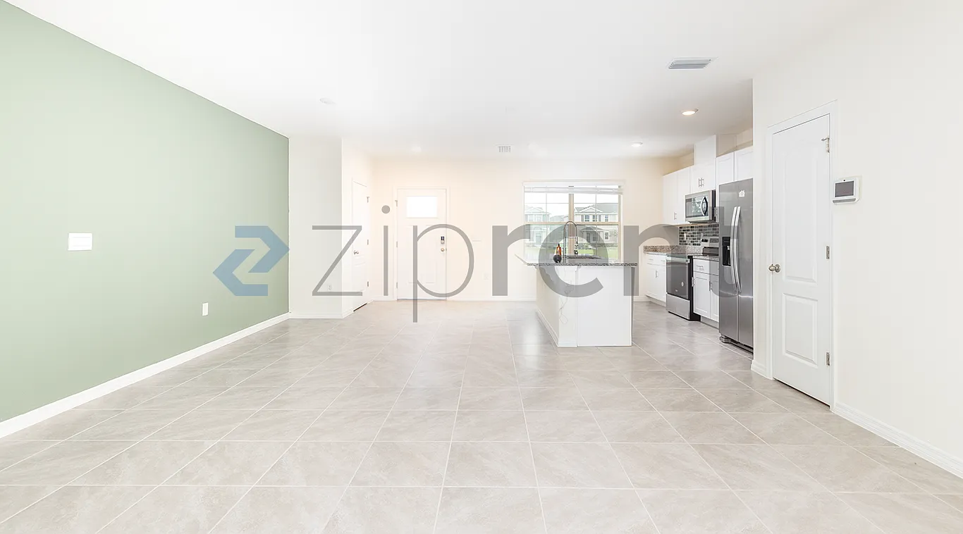 3 bed, 2.5 bath, 1595 sqft, $2,300 — Photo 4
