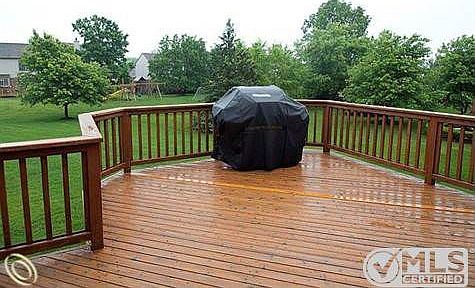 4th image of 1745 Mountain Ash Dr