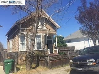 2nd image of 800 Simon St