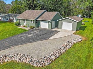 3053 Birch Rd, Suamico, WI 54173