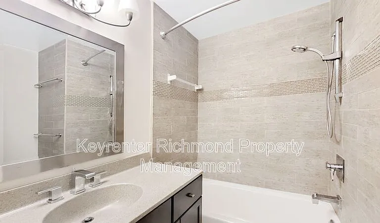 10800 Smithers Ct — Photo 18