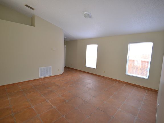 3rd image of 2904 Willow Oak Ct