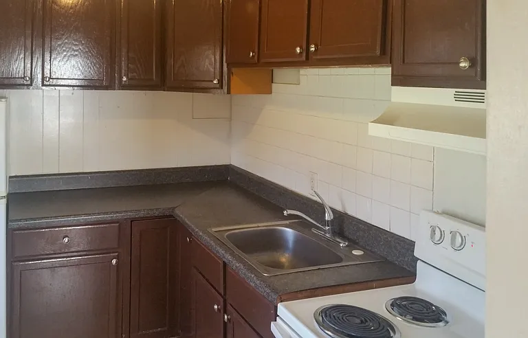3415 Danbury Rd — Photo 2