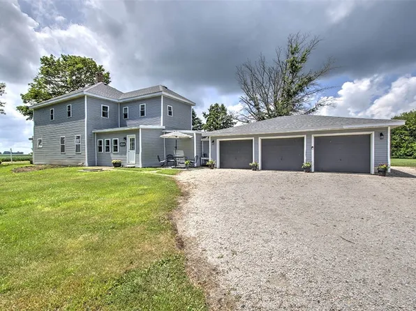 37 Coast Rd, Maroa, IL 61756
