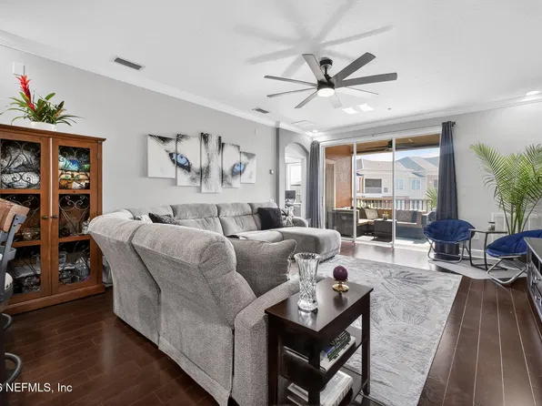 4480 DEERWOOD LAKE Parkway #454, Jacksonville, FL 32216