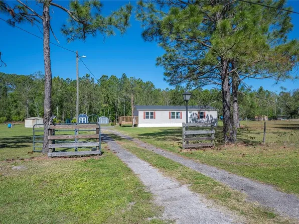 18770 Commonwealth Ave N, Polk City, FL 33868