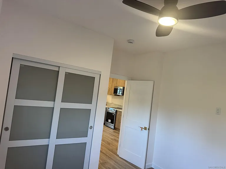 2525 Beryl St — Photo 16