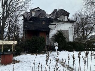 1179 Bay St, Springfield, MA 01109