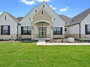 556 Aermotor Loop, Weatherford, TX 76085