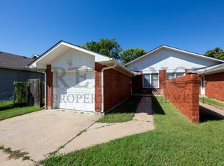 1513 S Edwards St, Wichita, KS 67213