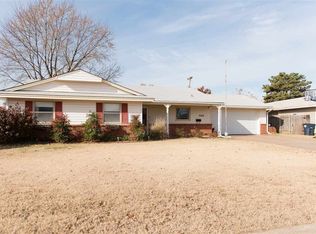 1606 Field Dr, Enid, OK 73703