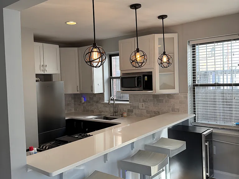 661 Morris Pl NE #3 — Photo 5