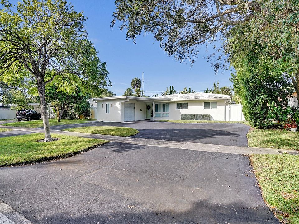 1st image of 2129 NE 62nd Street