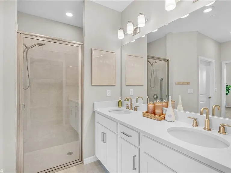 11771 Venetian Lagoon Dr #103 — Photo 17