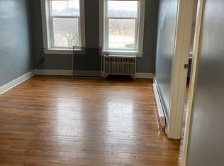 301 W Main St APT 2F, Ottawa, IL 61350