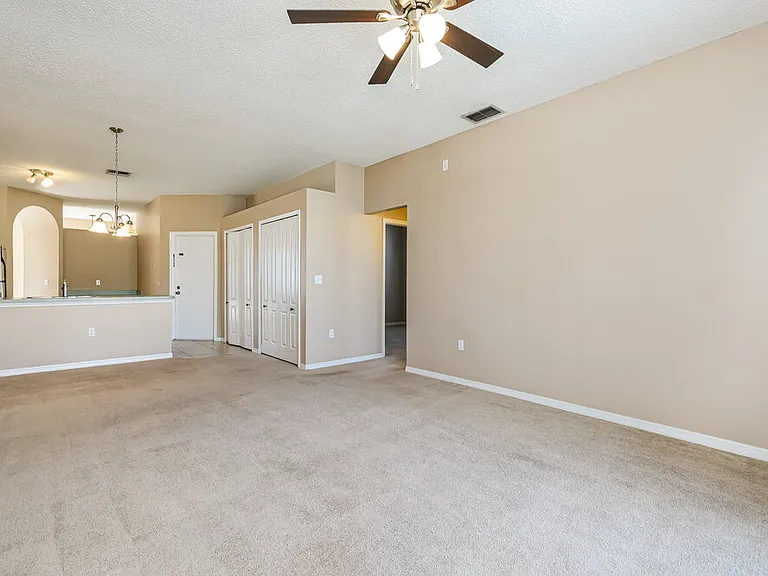 8609 Cavendish Dr — Photo 8